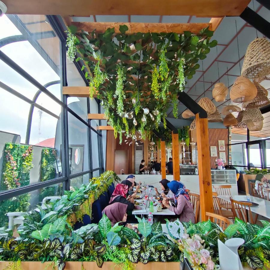 Kala Hotel Semarang Jomblang Екстер'єр фото